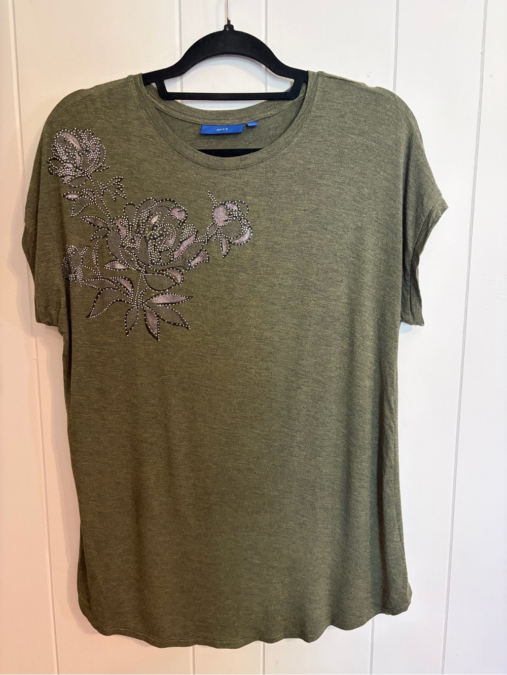 Apt. 9 Olive Green Short Sleeve Top with Floral Stud Detail